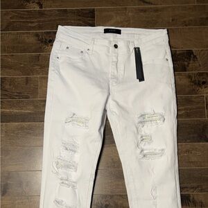 White slim amiri jeans, all tags on